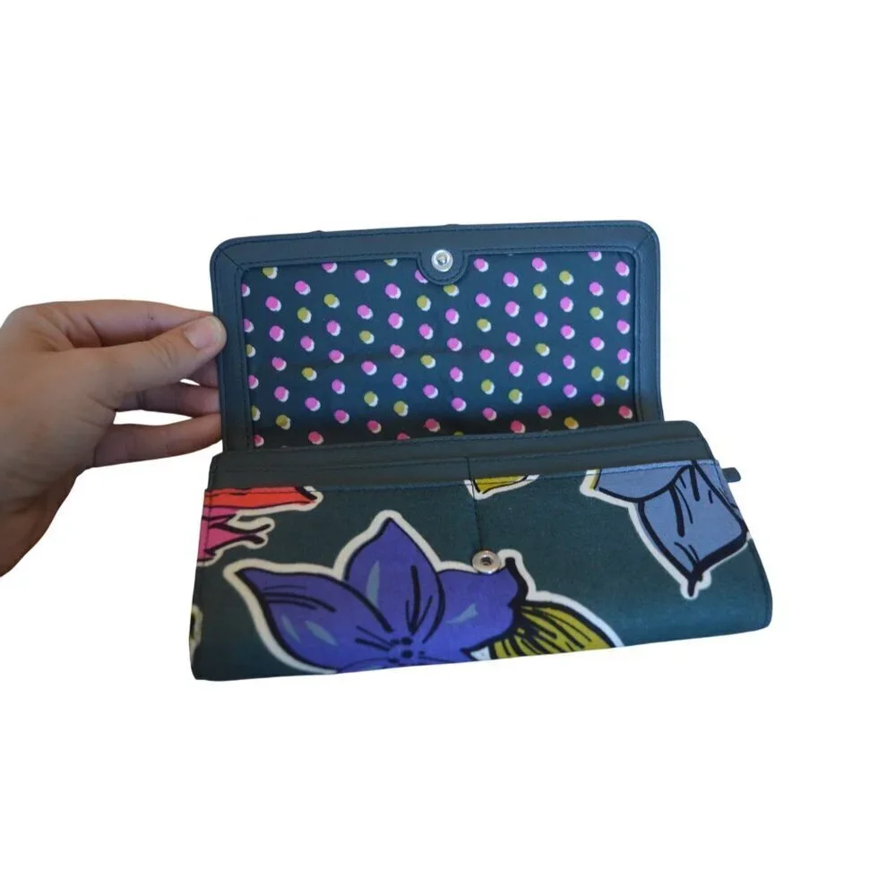 Vera Bradley Falling Flowers 2017 Retired Tri Fold Wallet Bohemian Polka Dots
